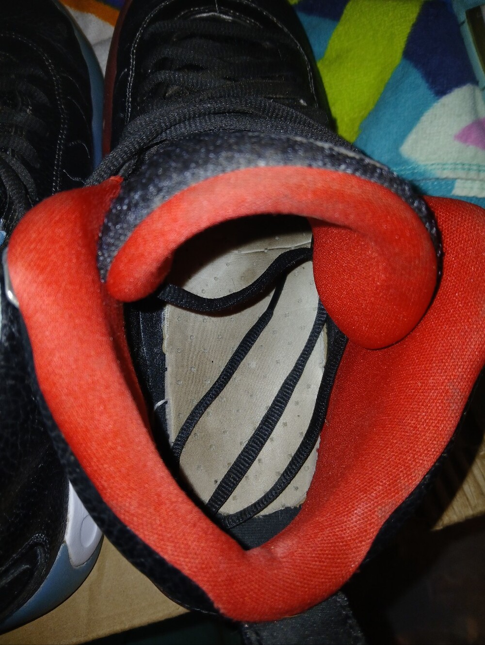 Jordan Jumpman Mens Basketball Sneakers - Black with Red & Light Blue Accents - Picture 6 of 7
